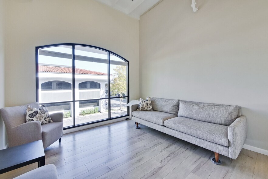 More Photos Of 4966 El Camino Real, Los Altos Office For Sale