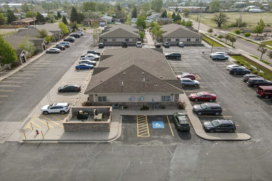 More Photos Of 4100-4140 Laramie St, Cheyenne Medical For Sale