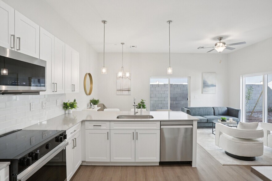 More Photos Of 4630 N 23rd Ave, Phoenix Apartments For Sale
