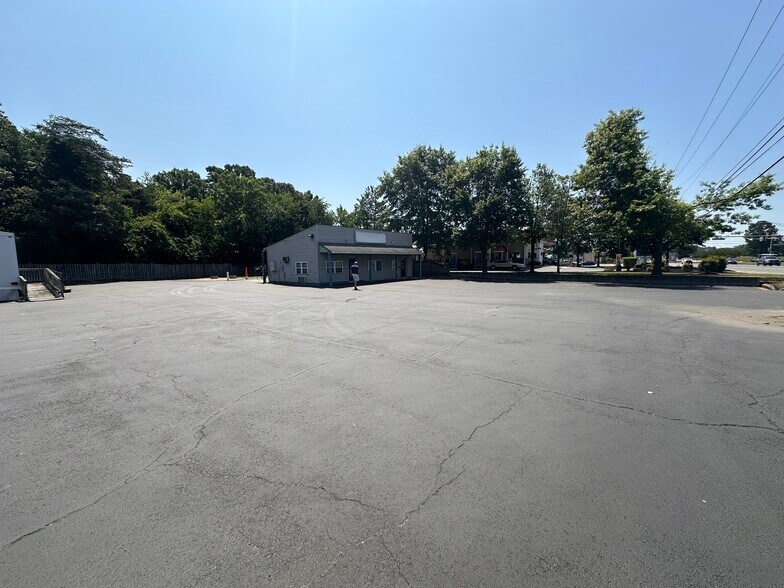 More Photos Of 30122 Three Notch Rd, Charlotte Hall Medical For Sale