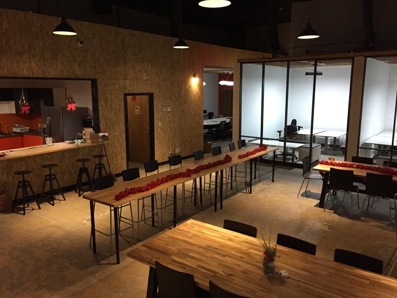 More Photos Of 351-359 15th St, Oakland Loft Creative Space For Lease