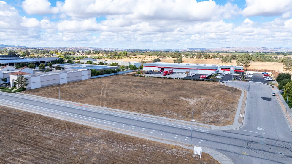 Primary Photo Of Germaine Way @ Wisteria Ln, Paso Robles Land For Sale