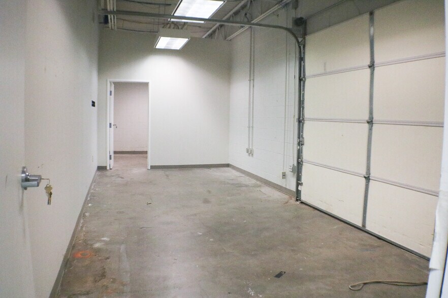 More Photos Of 1001 N Broadway Ave, Oklahoma City Office For Lease