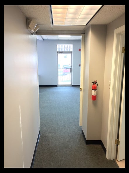 More Photos Of 28 Liberty St, Westminster Apartments For Lease