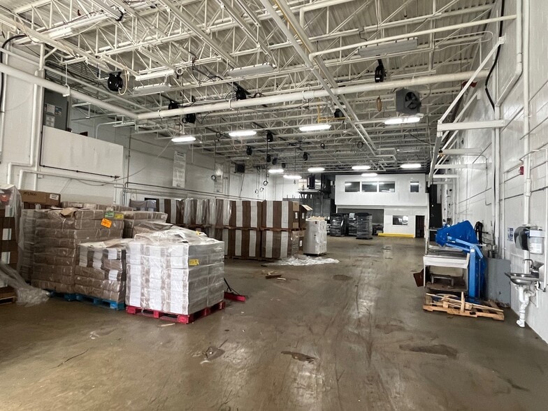 More Photos Of 74 Railroad Ave, Johnston Warehouse For Sale