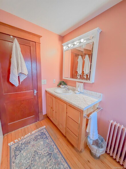 More Photos Of 8874 US Route 9W, Athens Office Residential For Sale