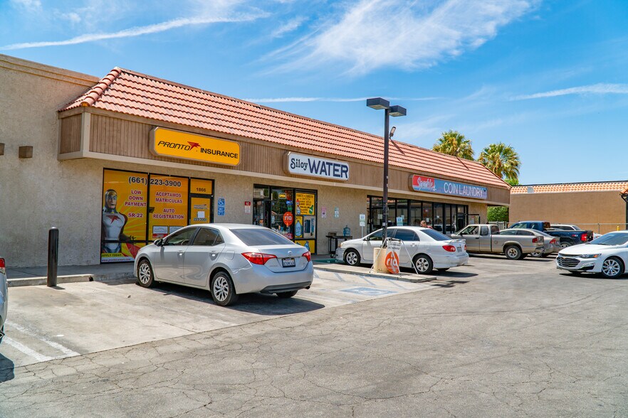 More Photos Of 1852-1870 E Palmdale Blvd, Palmdale Unknown For Lease