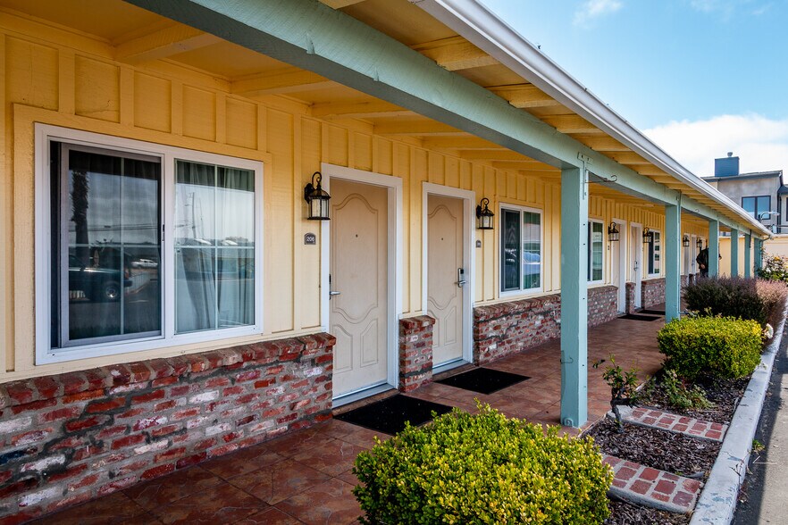 More Photos Of 2460 Main St, Morro Bay Hotel For Sale