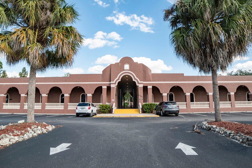 More Photos Of 2484 Caring Way, Port Charlotte Medical For Lease