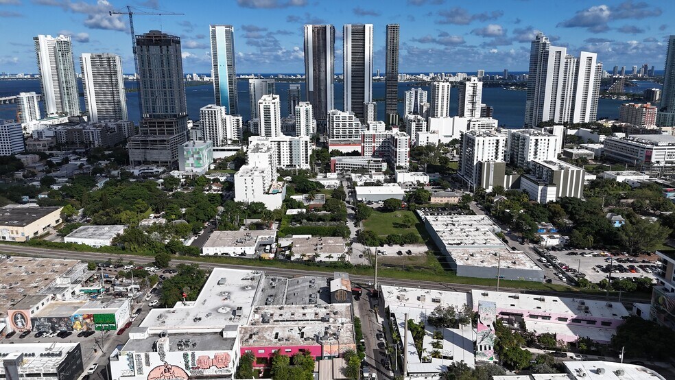 More Photos Of 51 NE 24th St, Miami Office For Lease