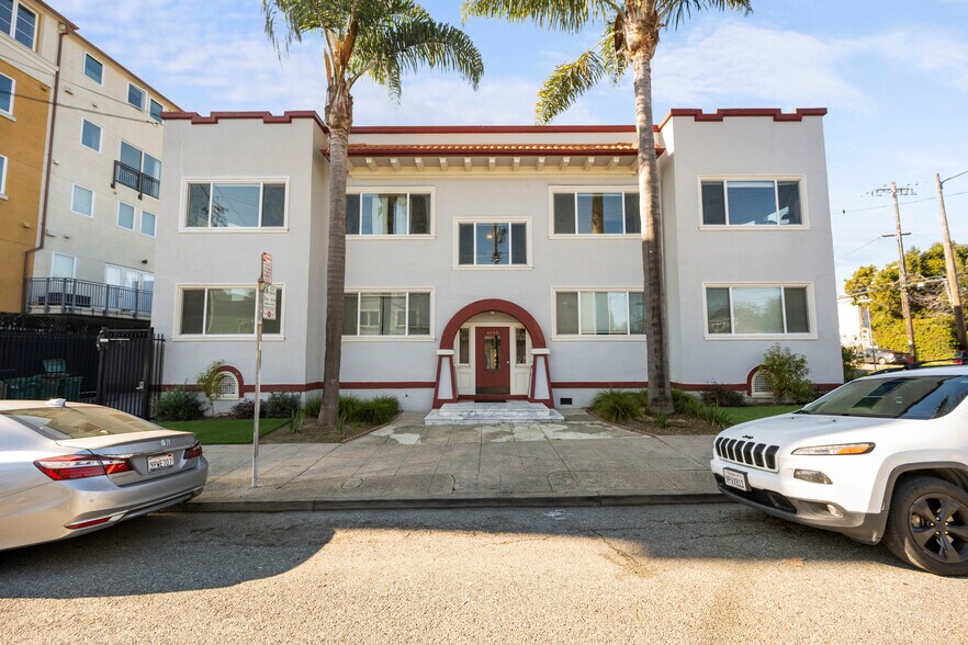 Primary Photo Of 4045 Manila Ave, Oakland Apartments For Sale