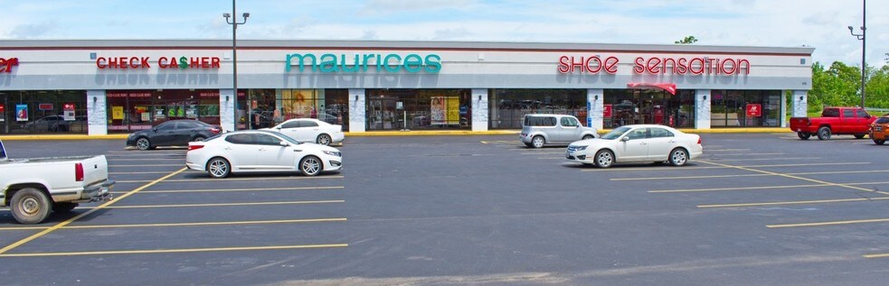 More Photos Of 215 Saint Robert Blvd, Saint Robert Storefront For Lease