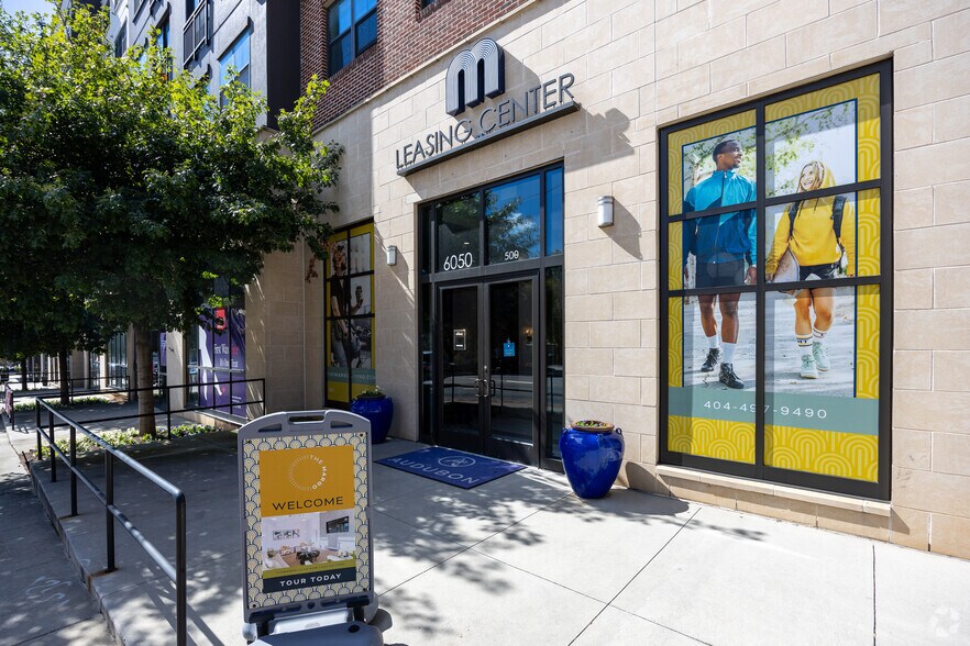 More Photos Of 6050 Roswell Rd NE, Sandy Springs Apartments For Lease