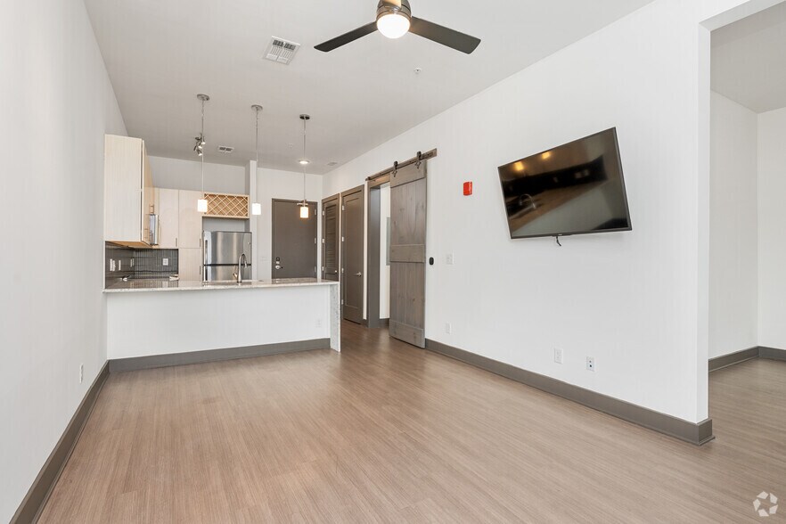 More Photos Of 707 Richard Arrington Jr Blvd S, Birmingham Multifamily For Sale