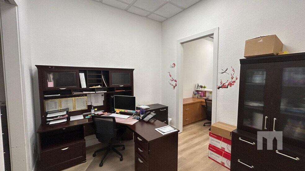 More Photos Of 2860 W State Road 84, Fort Lauderdale Office For Sale