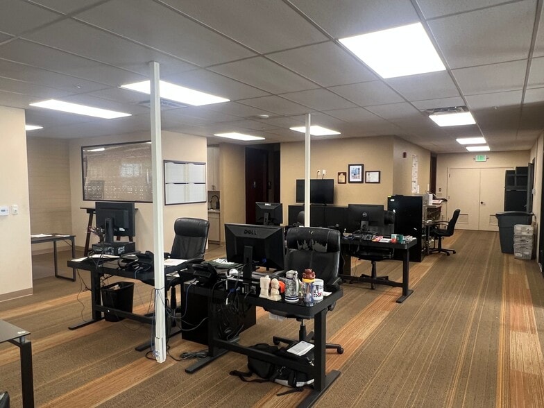 More Photos Of 121 S Center St, Turlock Office For Lease