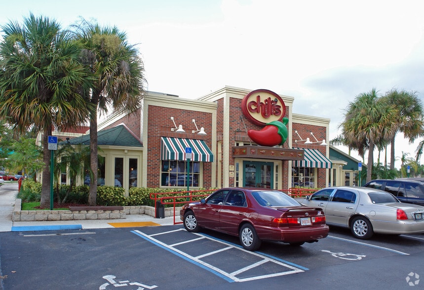 More Photos Of 4800 Sheridan St, Hollywood Unknown For Lease