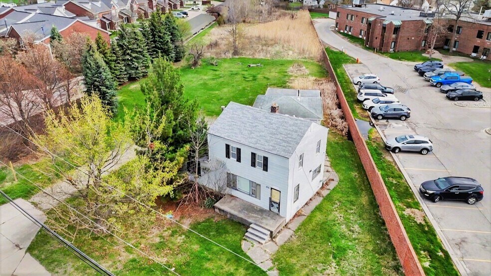 More Photos Of 33420 Utica Rd, Fraser Land For Sale
