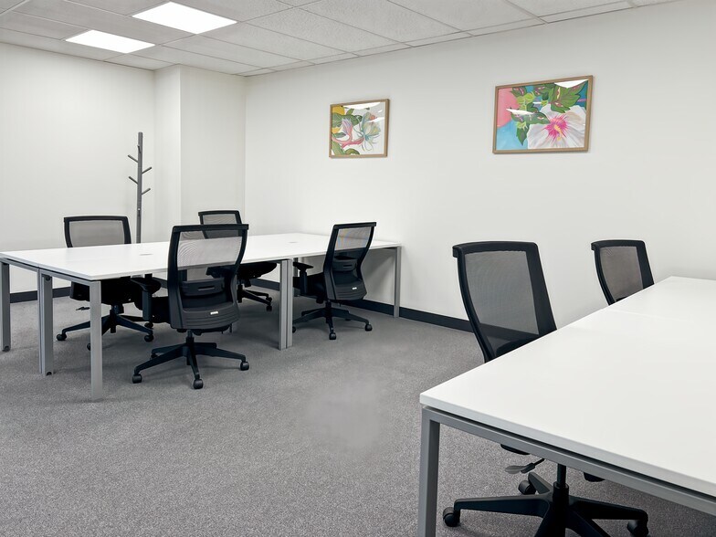 More Photos Of 205 S Whiting St, Alexandria Coworking Space