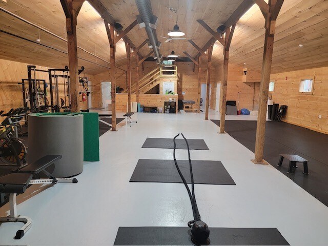 More Photos Of 275 Circuit St, Hanover Warehouse For Lease