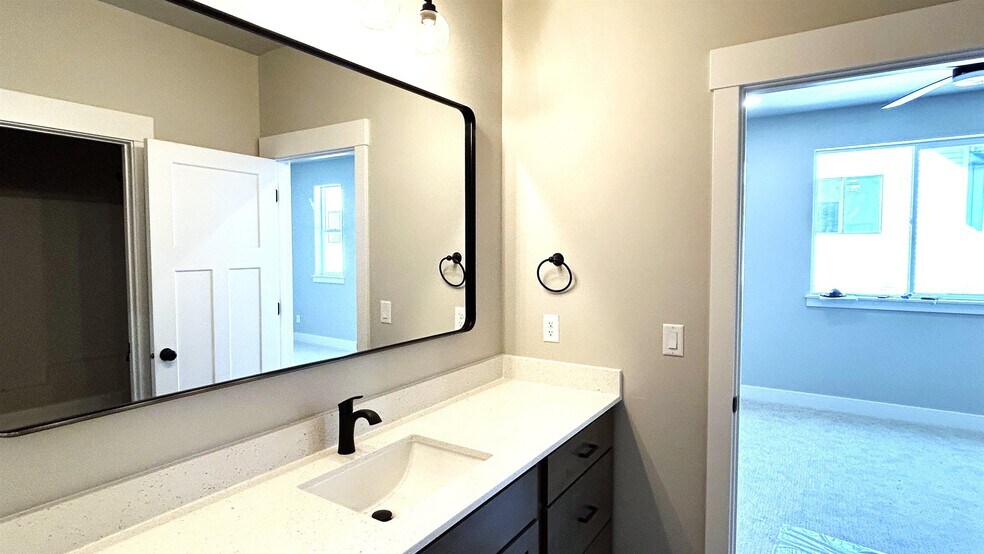 More Photos Of 110 Ridges, Pocatello Apartments For Sale