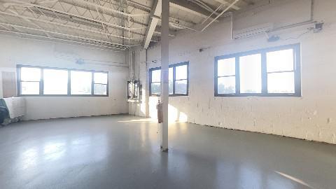 More Photos Of 222-224 Washington St, Mount Vernon Warehouse For Sale