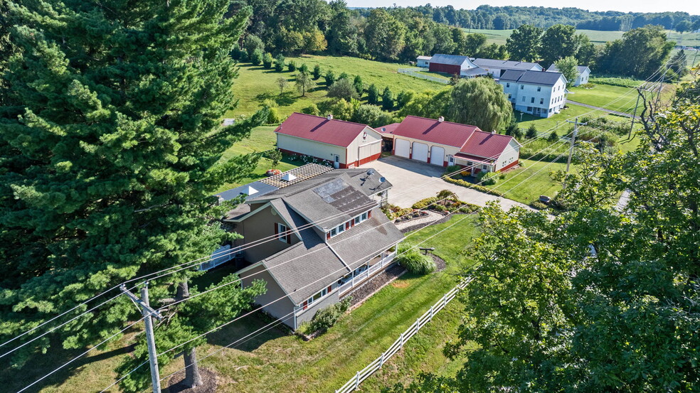 More Photos Of 5643 Yankee St, Fredericktown Specialty For Sale