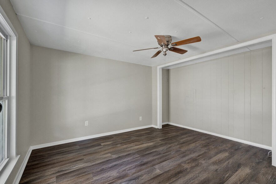 More Photos Of 200 Peggs Pl, Canyon Lake Specialty For Sale