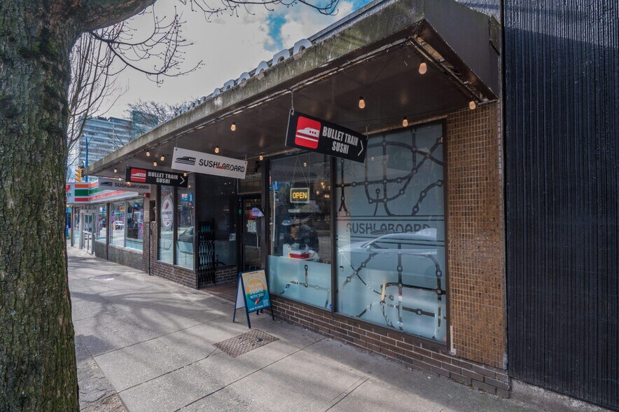 More Photos Of 1047 Denman St, Vancouver Storefront For Sale