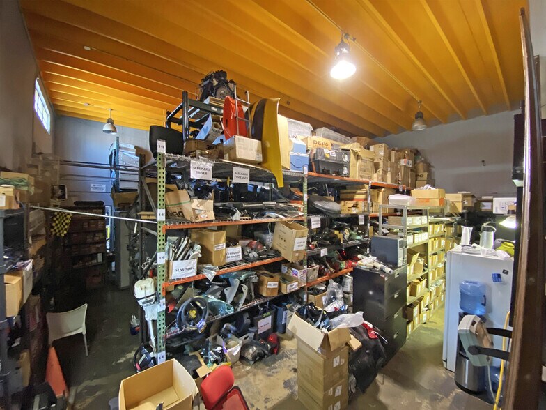 More Photos Of 5571 NW 84th Ave, Miami Warehouse For Sale