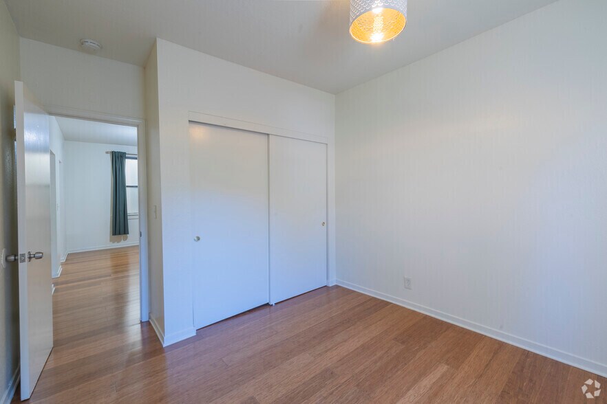 More Photos Of 147 W Richmond Ave, Richmond Apartments For Sale