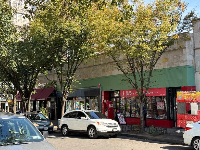 More Photos Of 3701-3712 82nd St, Jackson Heights General Retail For Lease