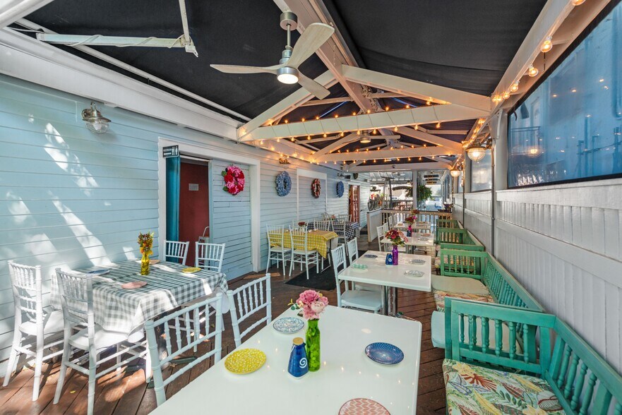 More Photos Of 816 Duval St, Key West Restaurant For Sale