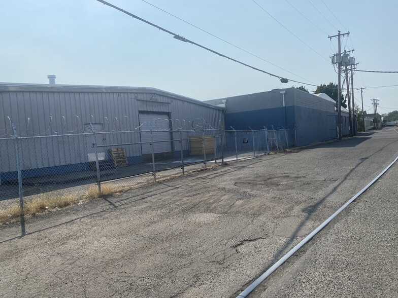 Primary Photo Of 4850 SE 24th Avenue, Portland Warehouse For Lease