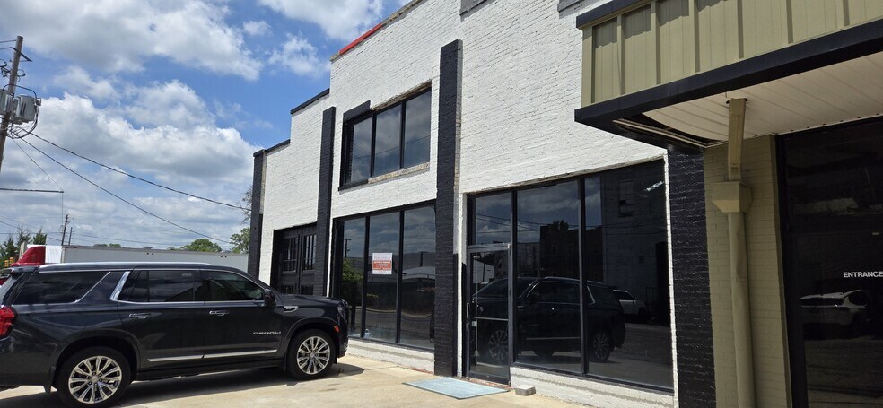 Primary Photo Of 415 Locust st, Gadsden General Retail For Lease