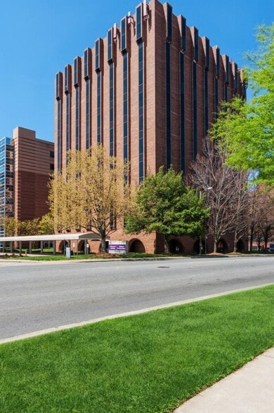 Primary Photo Of 1900 Randolph Rd, Charlotte Medical For Lease
