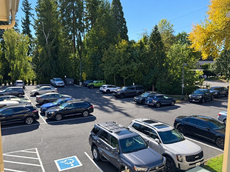 More Photos Of 8513-8515 NE Hazel Dell Ave, Vancouver Medical For Sale