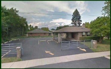 Primary Photo Of 1200 N Green Bay Rd, Waukegan Medical For Sale