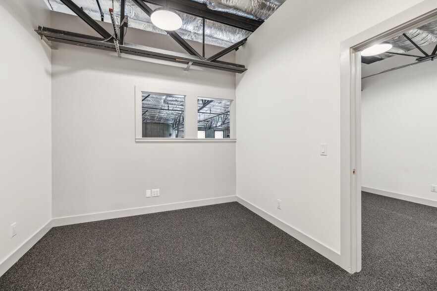 More Photos Of 4314 Redwood Hwy, San Rafael Office For Sale