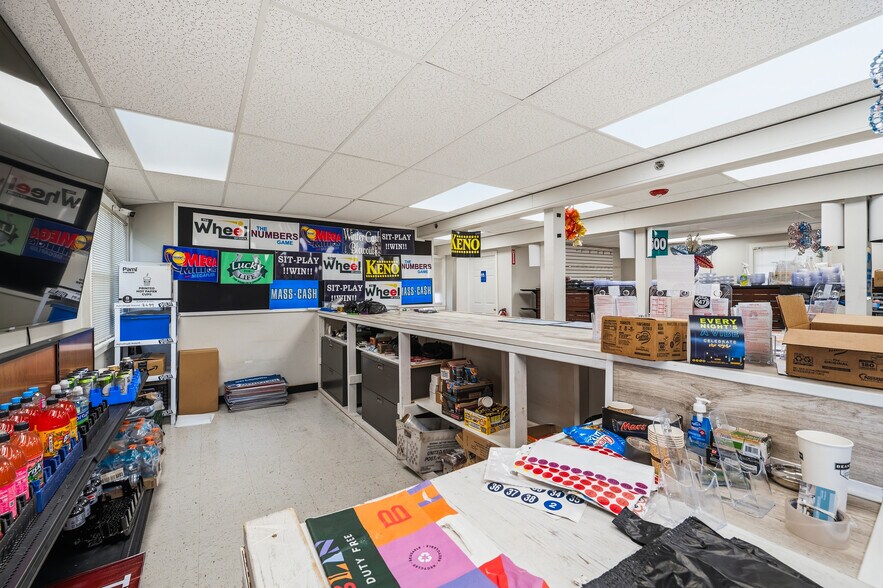 More Photos Of 47 Chelmsford St, Chelmsford Storefront Retail Residential For Sale