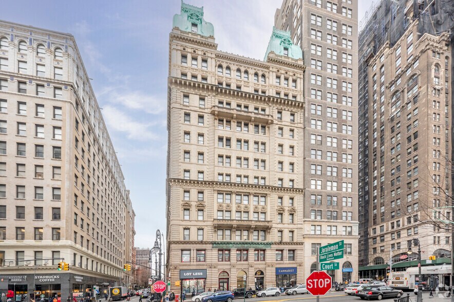 More Photos Of 44 Court St, Brooklyn Medical For Lease