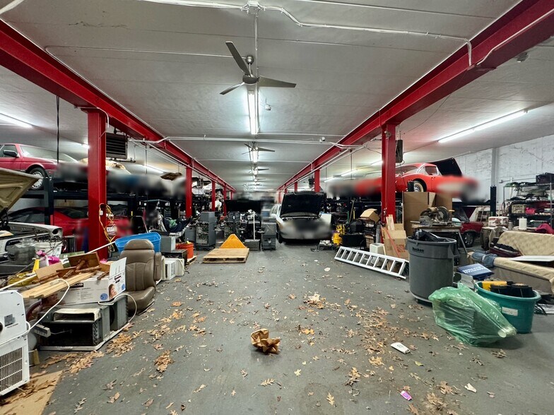 More Photos Of 1325 M St, Elmont Warehouse For Sale