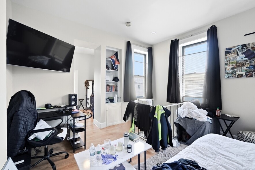 More Photos Of 428-430 Elizabeth St, Cincinnati Apartments For Sale