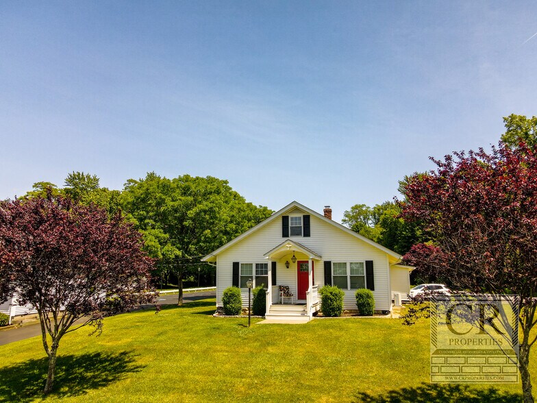 More Photos Of 3 Mac Farlane Rd, Wappingers Falls Office For Sale