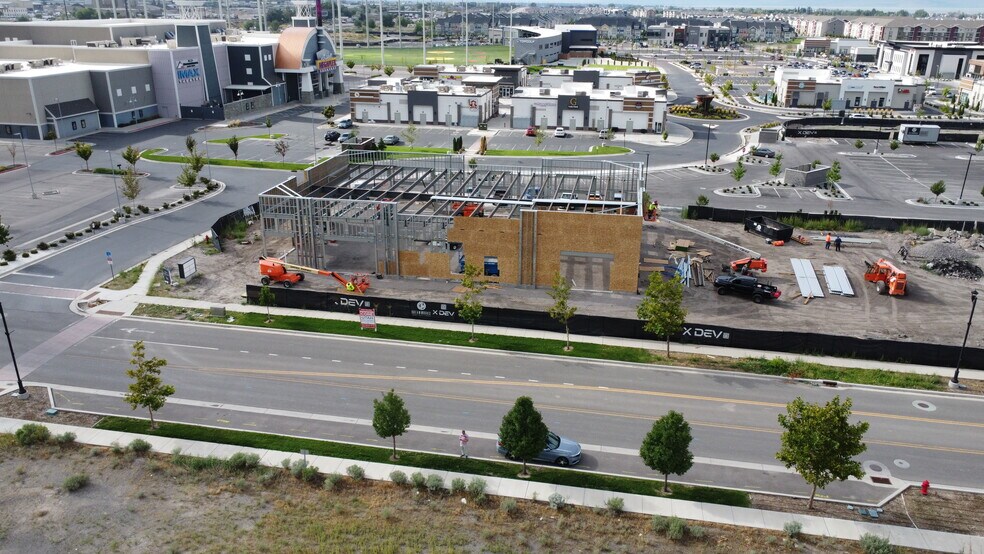 More Photos Of 634 N Mill Road, Vineyard Storefront Retail Office For Lease