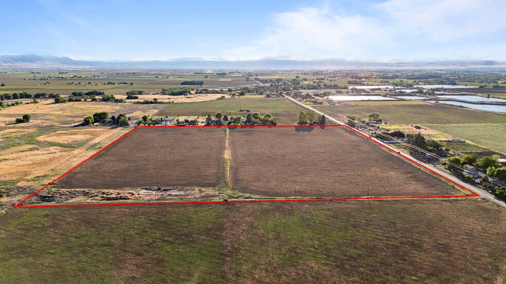 More Photos Of 700 Division Road, Toppenish Land For Sale