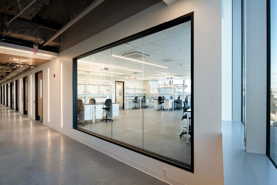 More Photos Of 4 N Martin Luther King Jr Blvd, Baltimore Coworking Space