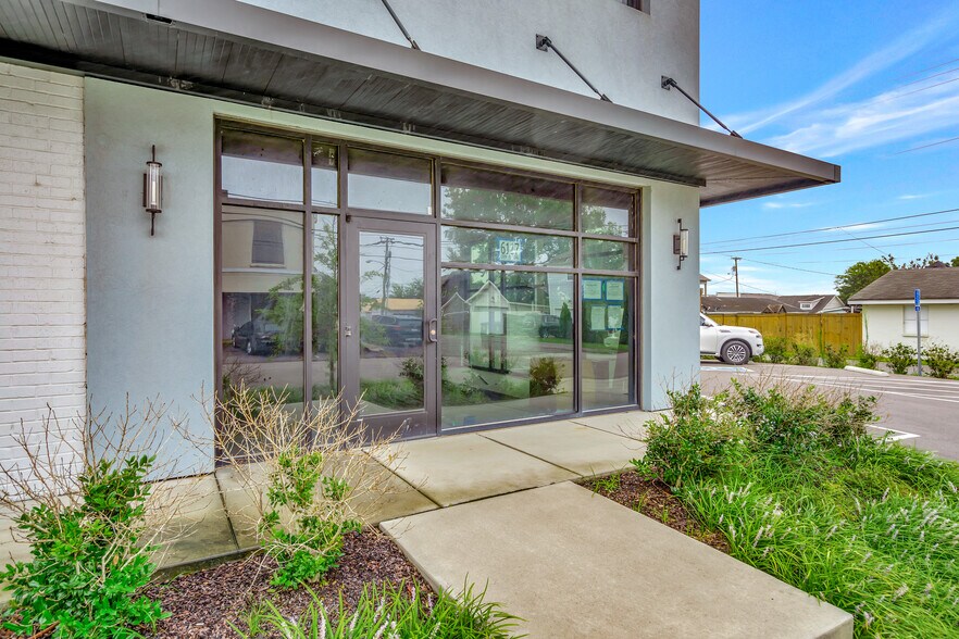 More Photos Of 6117 Centennial Blvd, Nashville General Retail For Sale