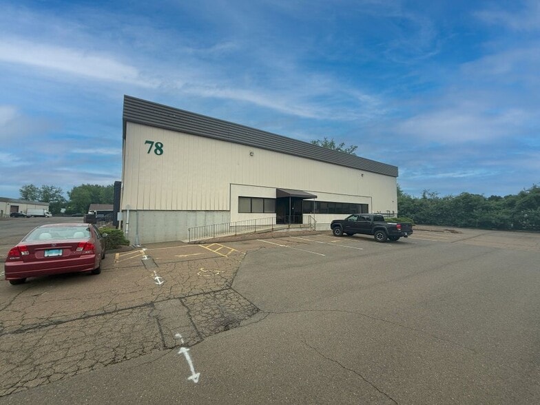 More Photos Of 78-98 Rebeschi Dr, North Haven Warehouse For Lease