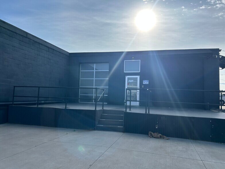 More Photos Of 1 S Kalamath St, Denver Office For Lease